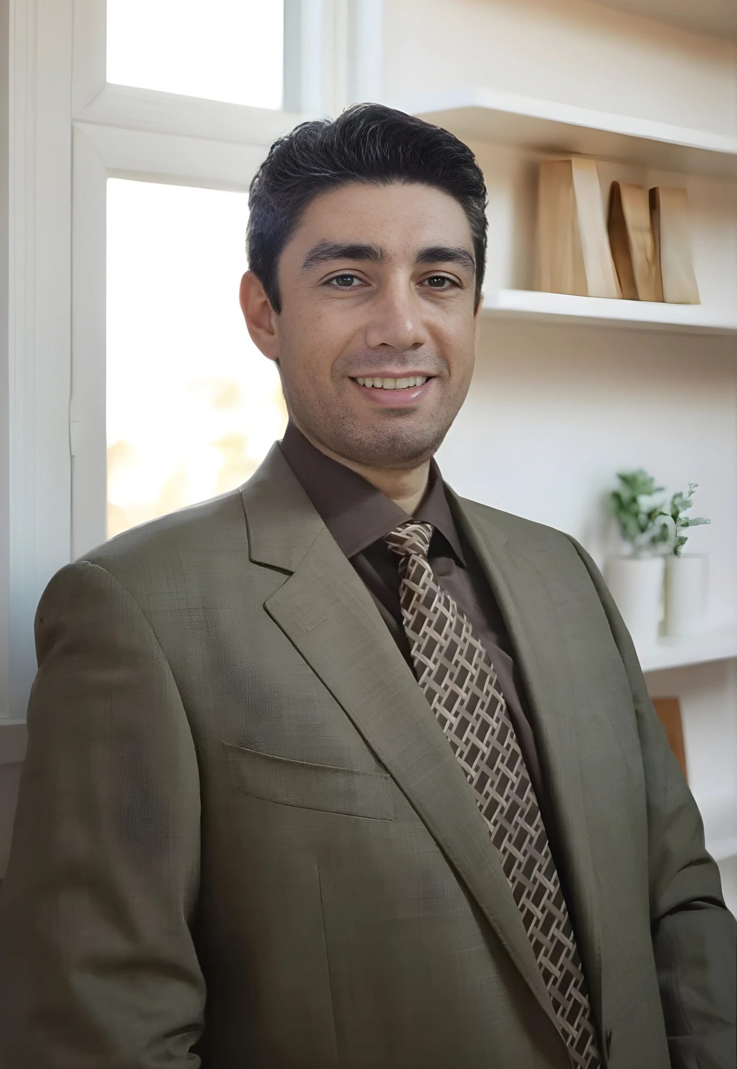 عرفان شقثت | Erfan Shafaghat آلمانی با عرفان | AlmaniBaErfan